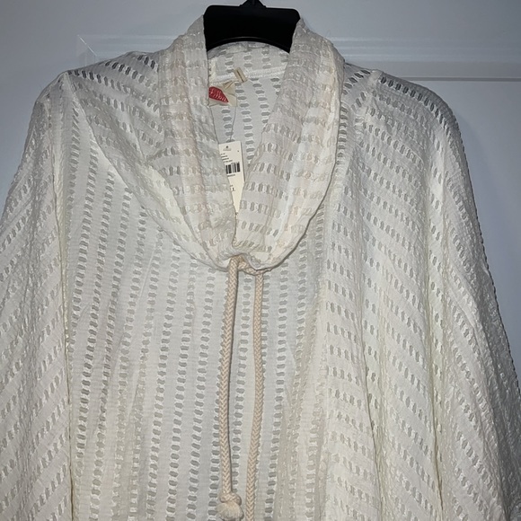 NWT Anthropologie Lilka Eyelet Cowl Neck Poncho - Picture 3 of 11